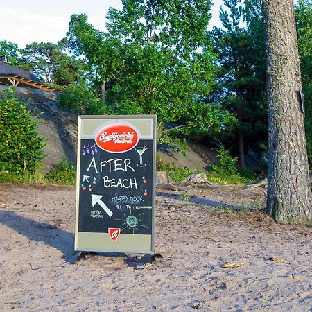Vita Grindarna / Djuroe Havsbad Villa Djurhamn Esterno foto