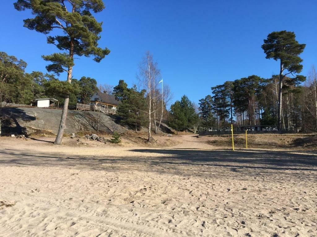 Vita Grindarna / Djuroe Havsbad Villa Djurhamn Esterno foto